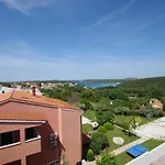 Lejlighed Lavinija *