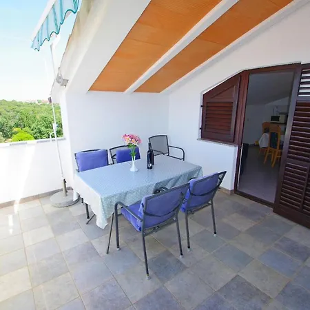 Lavinija Appartement