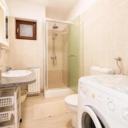 Lavinija Appartement Banjole